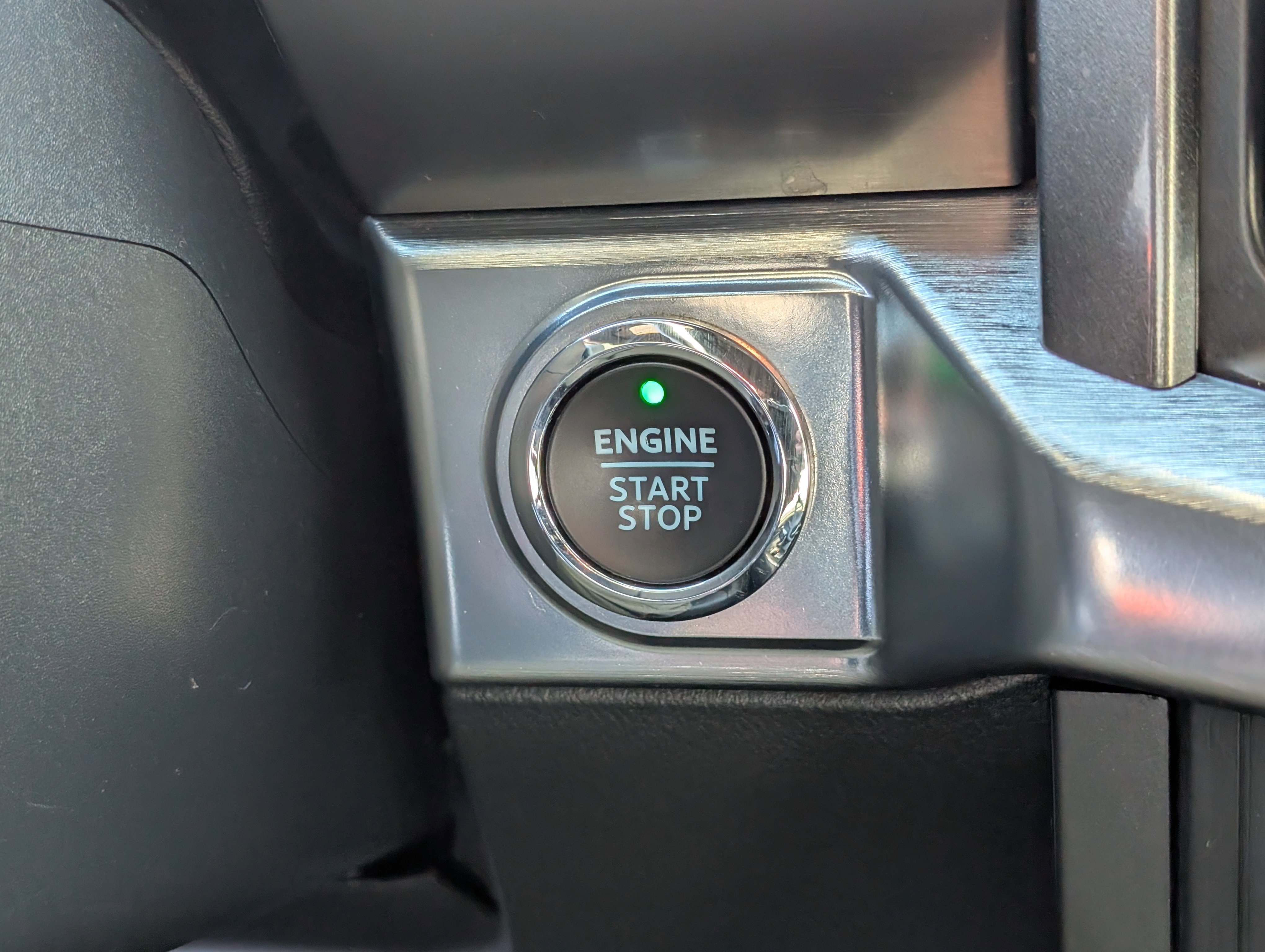 Certified 2022 Ford F150 Lariat w/ Equipment Group 502A High image 24