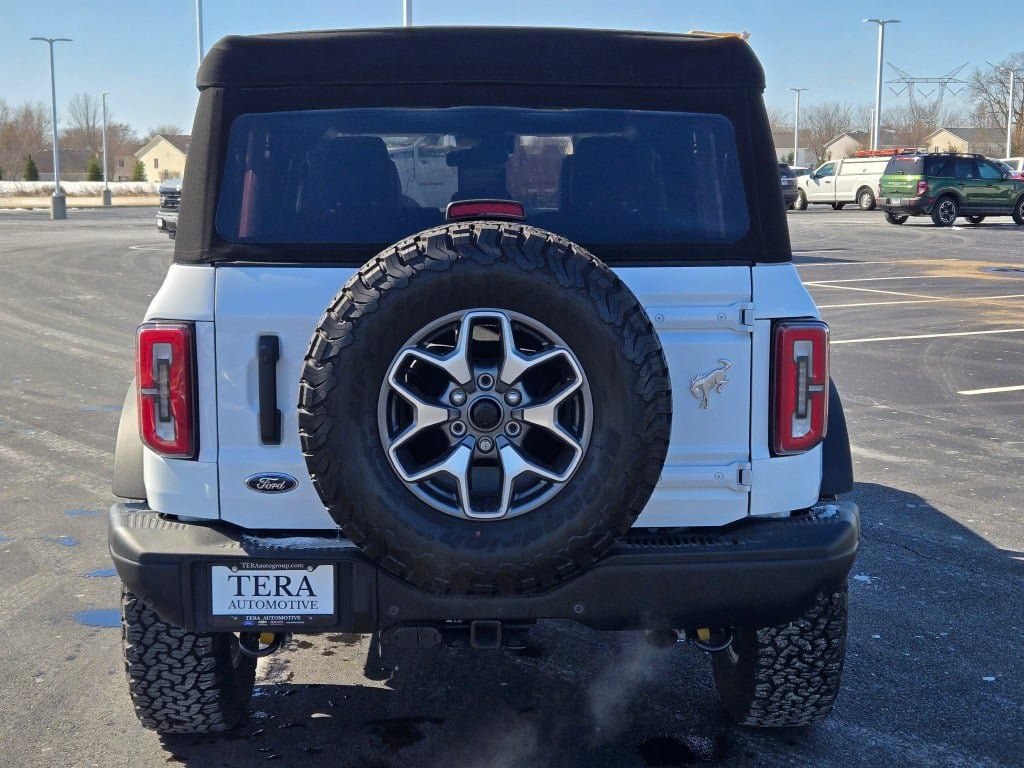 Certified 2023 Ford Bronco Badlands AWD/4WD image 16