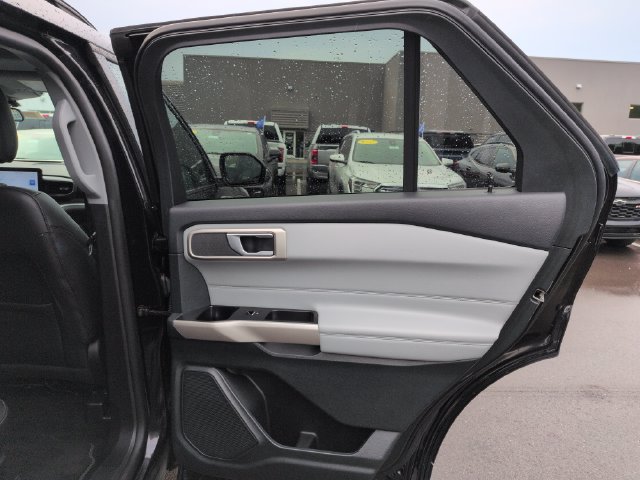 Certified 2023 Ford Explorer XLT w/ Equipment Group 202A AWD/4WD image 16