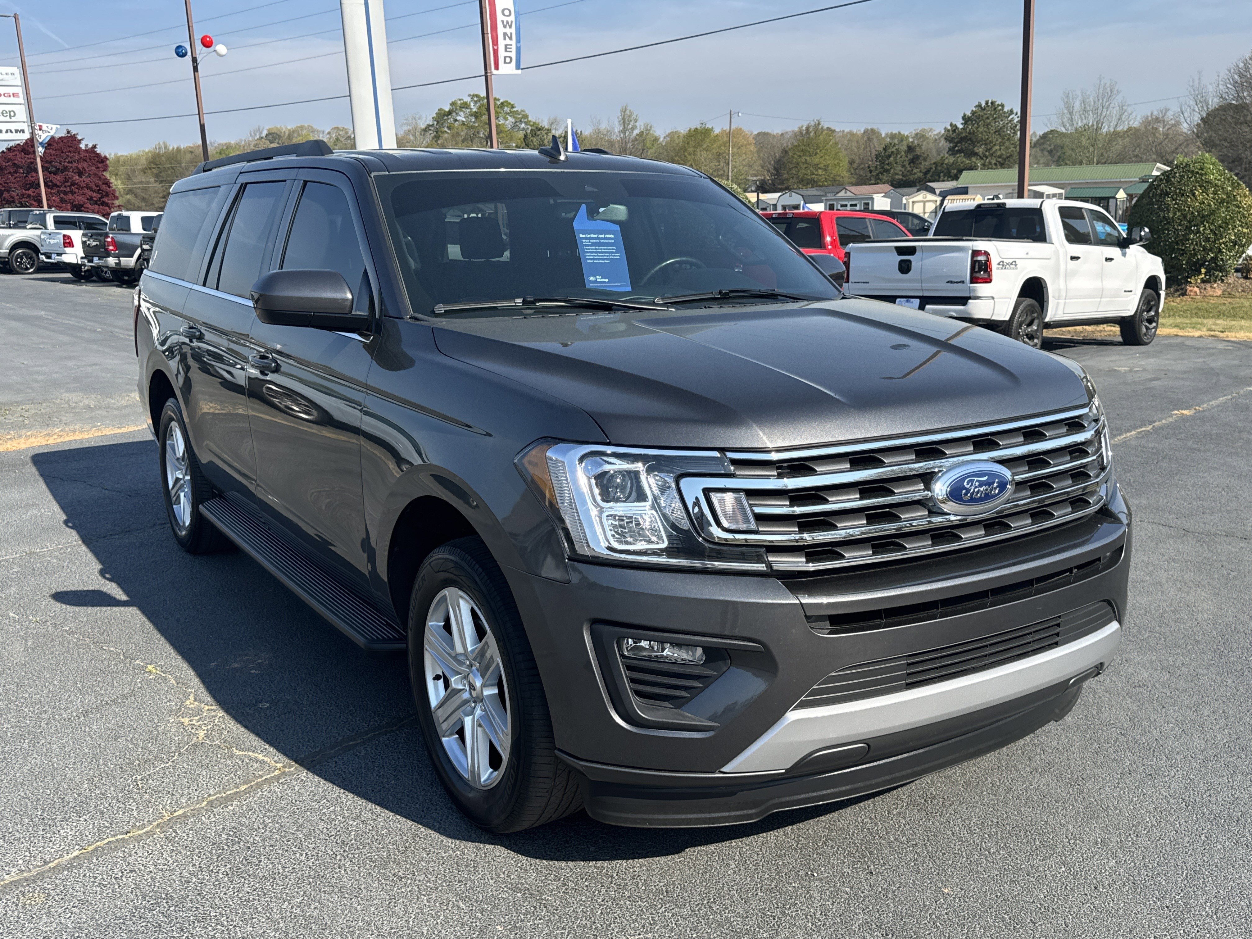 Certified 2021 Ford Expedition Max XLT image 4