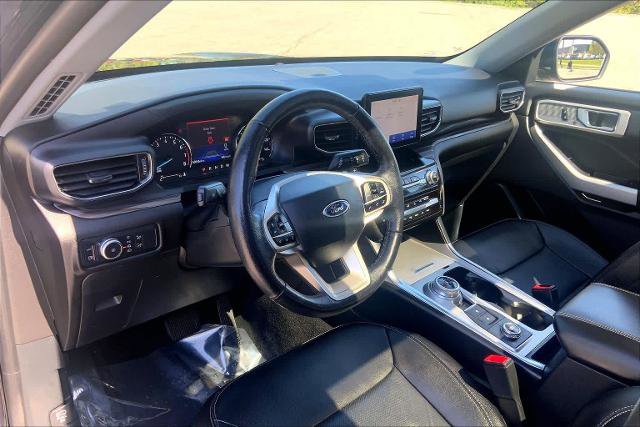 Certified 2021 Ford Explorer Limited w/ Hybrid Equipment Group 310A AWD/4WD image 18