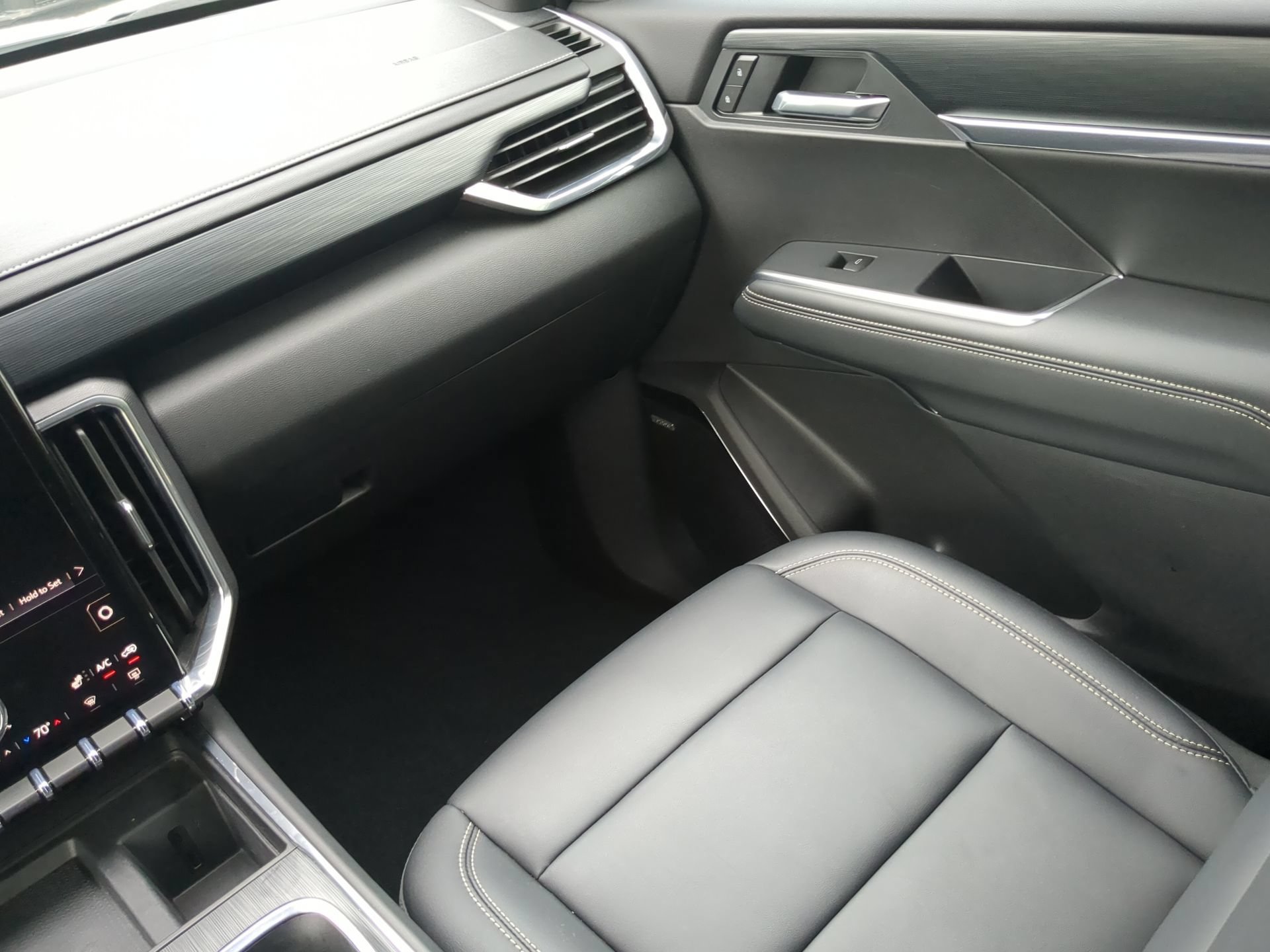Used 2026 GMC Acadia Elevation FWD image 53