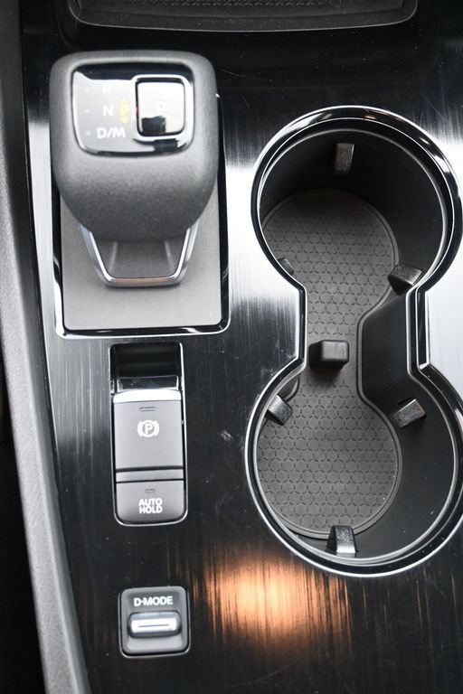 Used 2024 Nissan Rogue SV FWD image 13