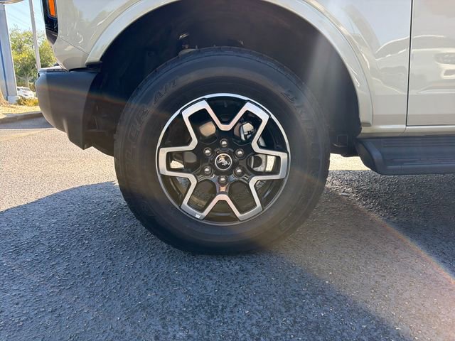 Certified 2025 Ford Bronco Outer Banks AWD/4WD image 29