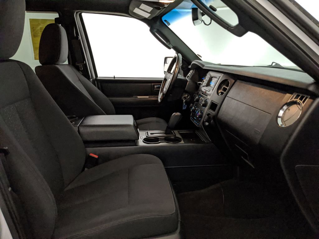 Certified 2017 Ford Expedition XL w/ Equipment Group 101A image 23