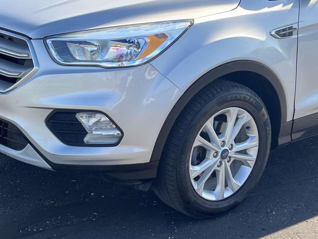 Certified 2019 Ford Escape SE FWD image 8