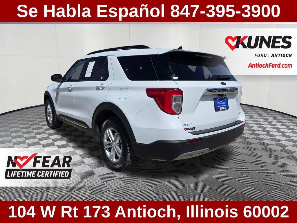 Certified 2024 Ford Explorer XLT w/ Equipment Group 202A AWD/4WD image 3