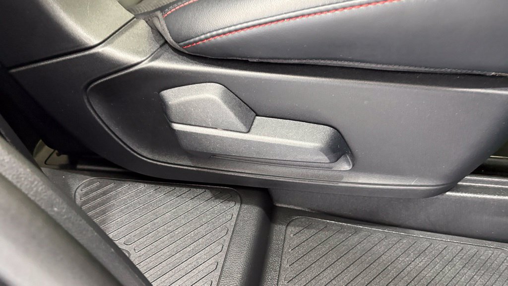 Certified 2025 Ford Explorer ST AWD/4WD image 29