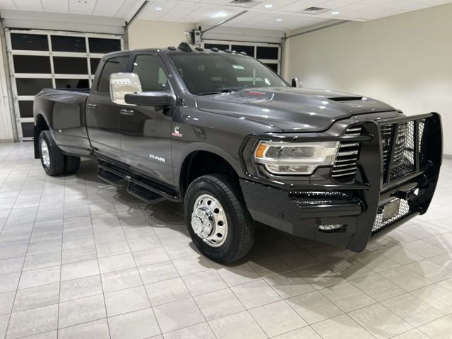 Used 2024 RAM 3500 Laramie w/ Sport Appearance Package AWD/4WD image 7