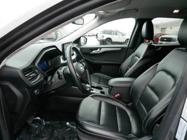 Certified 2024 Ford Escape Platinum image 7