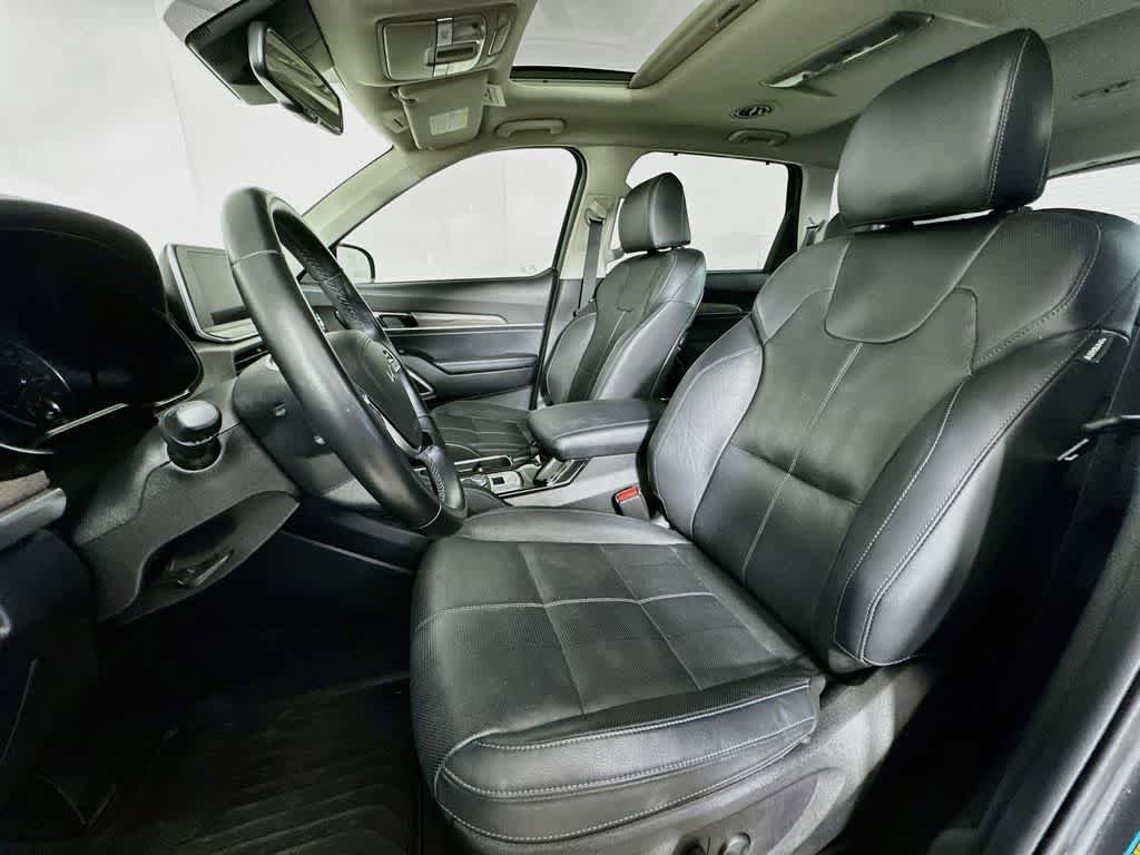 Used 2022 Kia Telluride EX w/ EX Premium Package AWD/4WD image 15