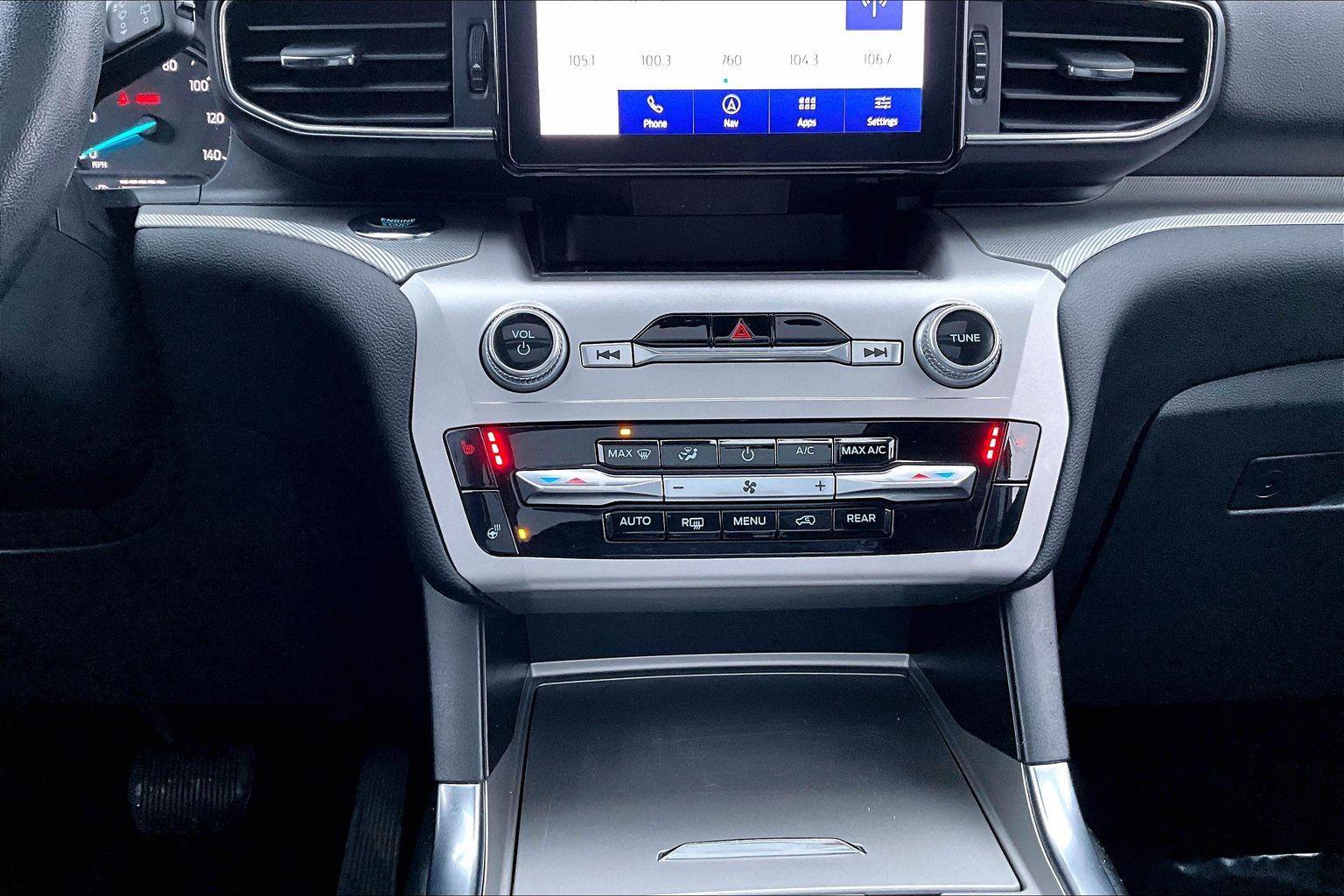 Certified 2022 Ford Explorer XLT w/ Equipment Group 202A image 13