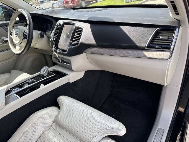 Used 2023 Volvo XC90 B6 Ultimate AWD/4WD image 15
