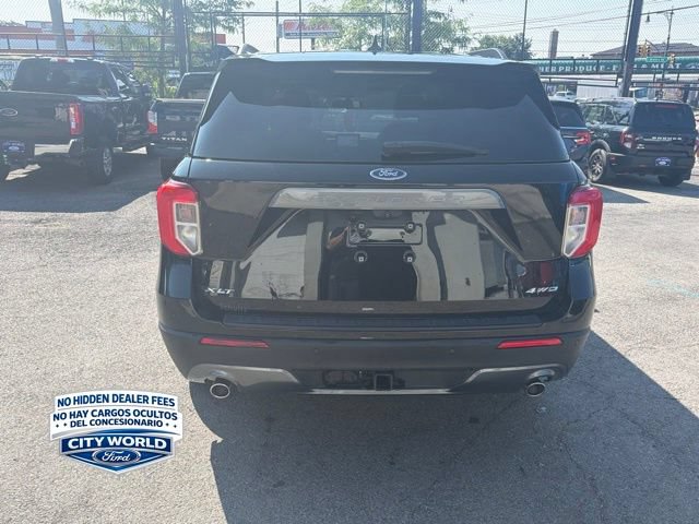 Certified 2023 Ford Explorer XLT w/ Equipment Group 202A AWD/4WD image 3