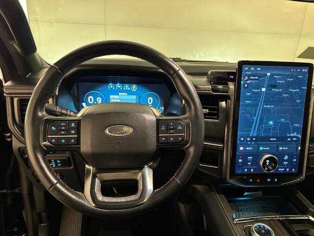 Certified 2022 Ford Expedition Platinum image 8