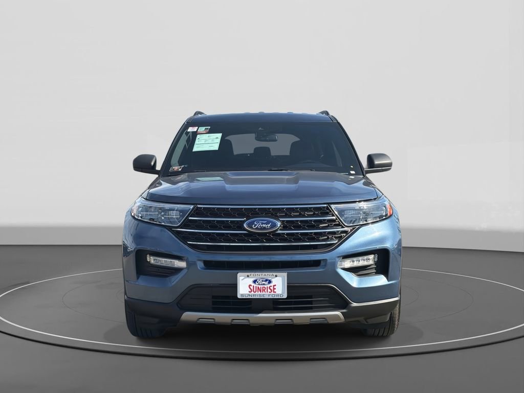 Certified 2020 Ford Explorer XLT w/ Equipment Group 202A image 6