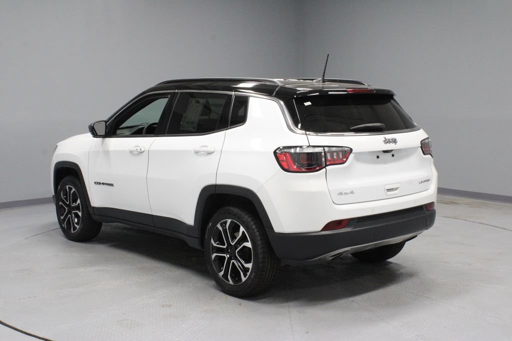 Used 2023 Jeep Compass Limited AWD/4WD image 8