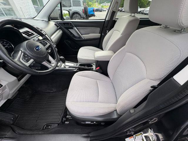 Used 2017 Subaru Forester 2.5i Premium AWD/4WD image 12