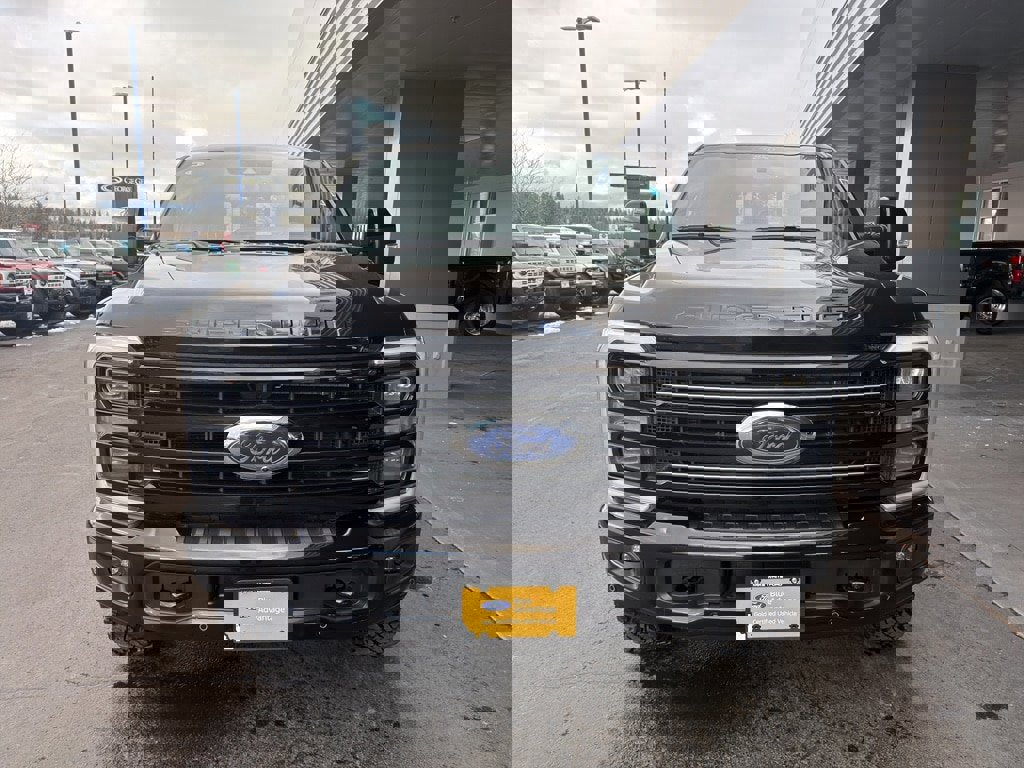 Certified 2025 Ford F350 Platinum w/ Tremor Off-Road Package image 2