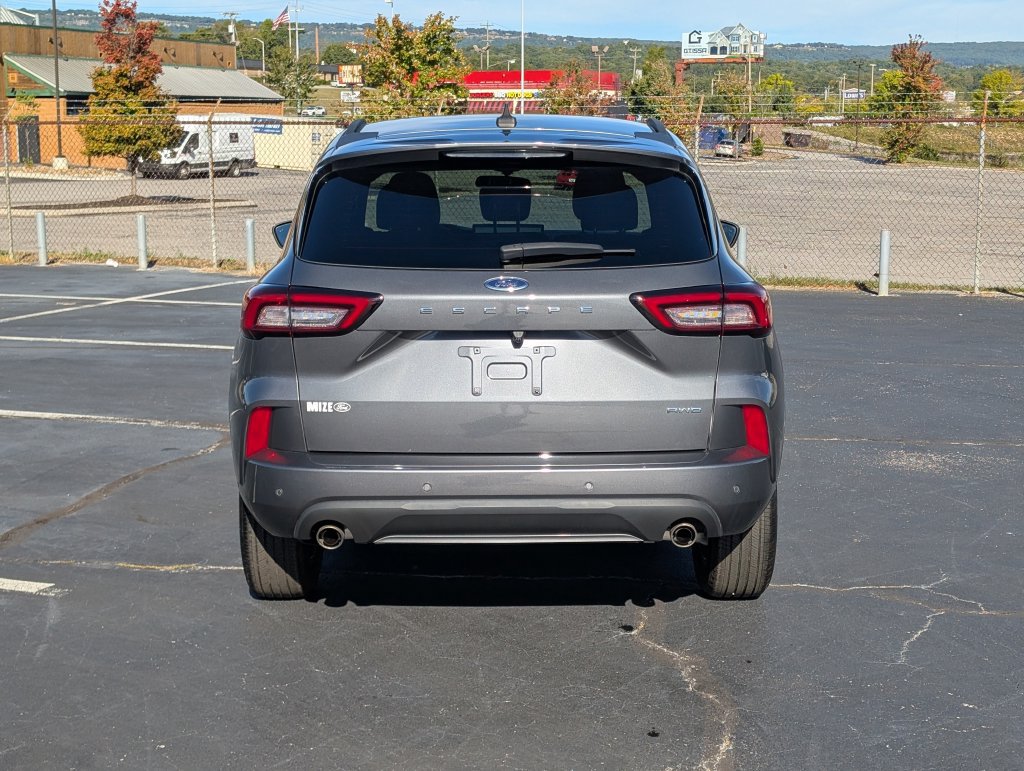 Certified 2023 Ford Escape ST-Line w/ Tech Pack #1 AWD/4WD image 8