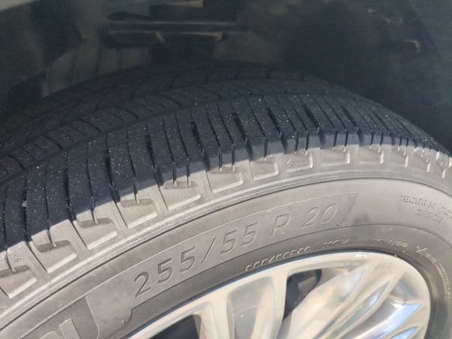 Certified 2022 Ford Explorer Limited w/ Equipment Group 301A AWD/4WD image 12