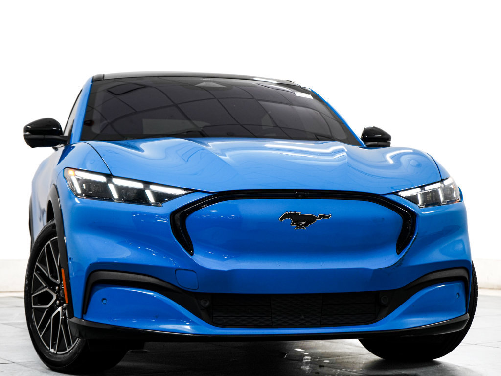 Certified 2024 Ford Mustang Mach-E Premium AWD/4WD image 3
