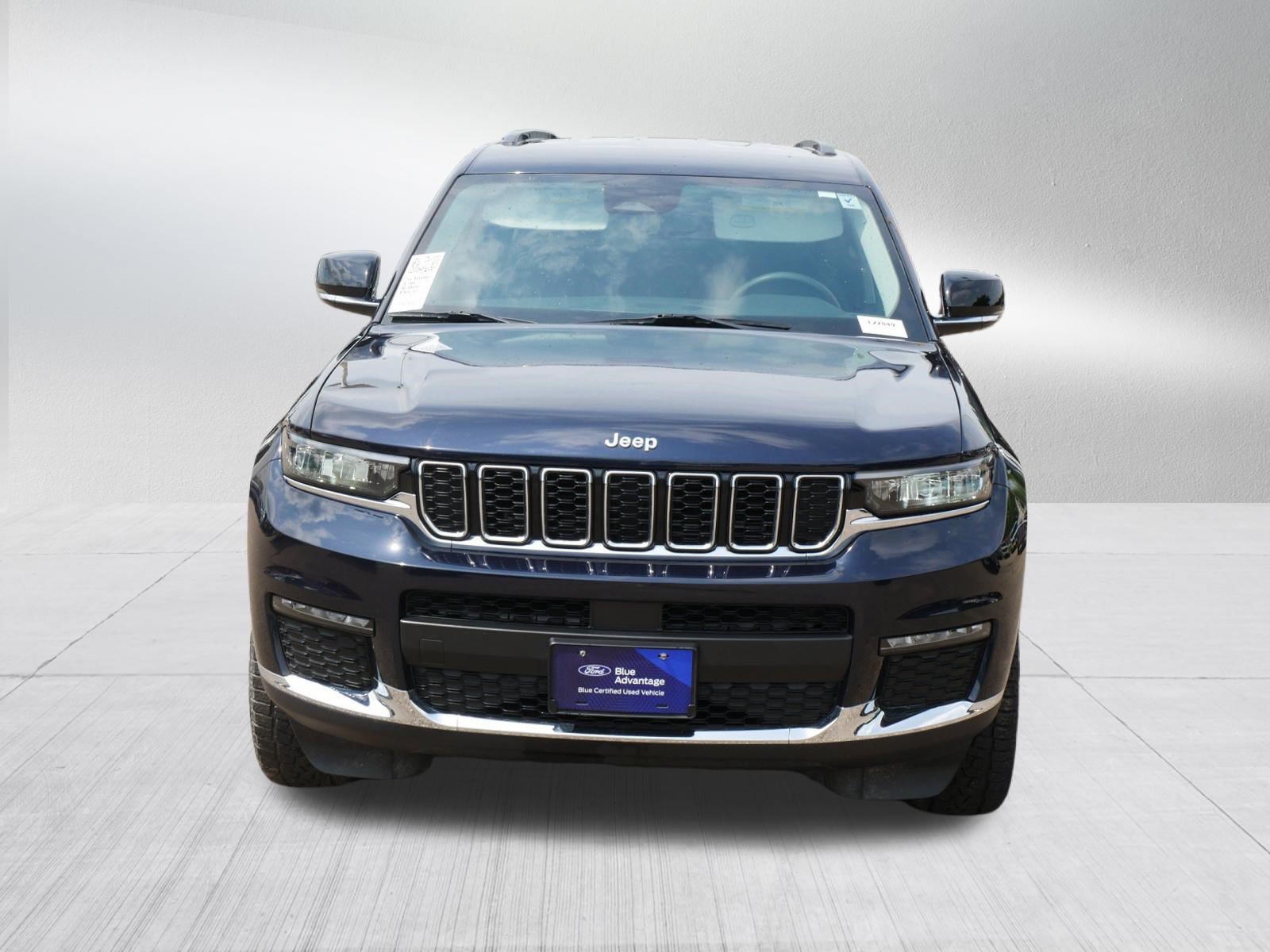 Used 2023 Jeep Grand Cherokee L Limited AWD/4WD image 2