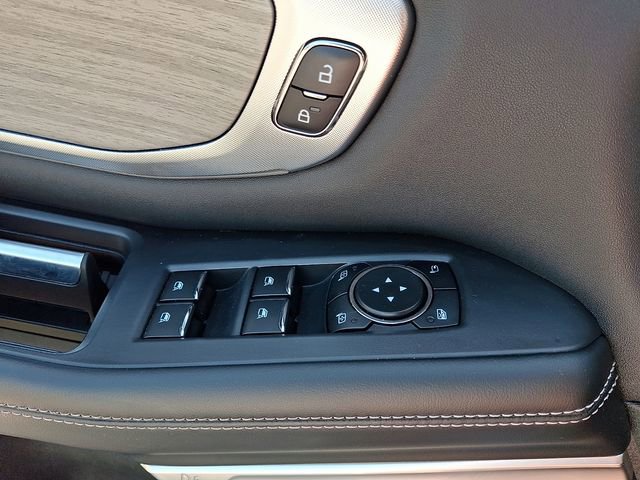 Certified 2025 Ford Expedition Platinum AWD/4WD image 26