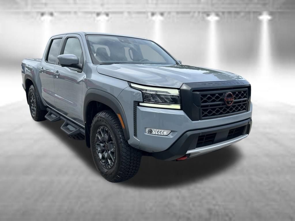 Used 2023 Nissan Frontier PRO-4X w/ Pro-4X Premium Package AWD/4WD image 2
