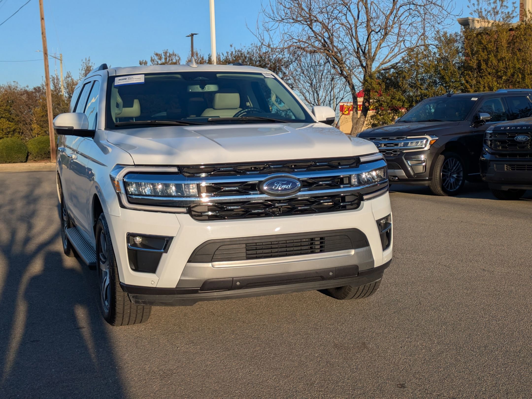 Certified 2024 Ford Expedition Limited image 9