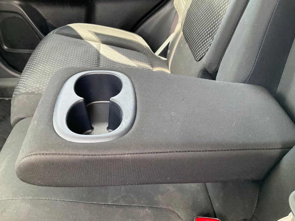 Used 2019 Mitsubishi Outlander ES image 15