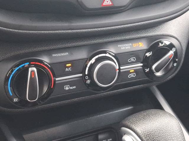 Used 2024 Kia Soul LX w/ Option Group 015 FWD image 25