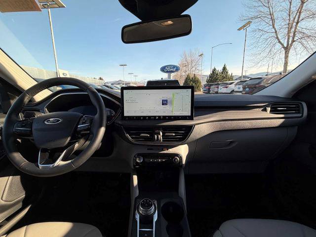 Certified 2025 Ford Escape Platinum w/ Premium Technology Package image 23