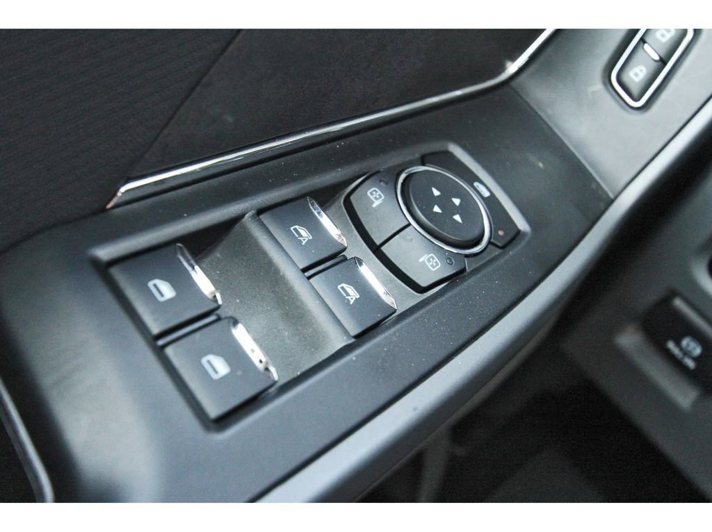 Certified 2025 Ford F150 XLT w/ Equipment Group 302A MID image 19