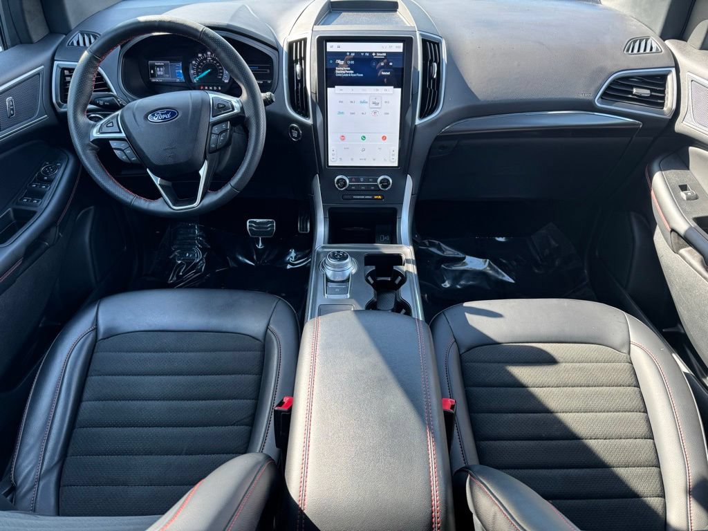 Certified 2024 Ford Edge ST-Line AWD/4WD image 11