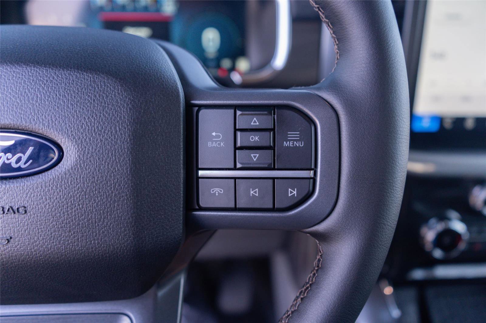 Certified 2025 Ford F150 Lariat w/ Equipment Group 501A Mid AWD/4WD image 12