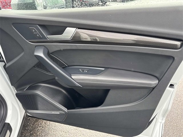 Used 2022 Audi SQ5 Prestige image 34