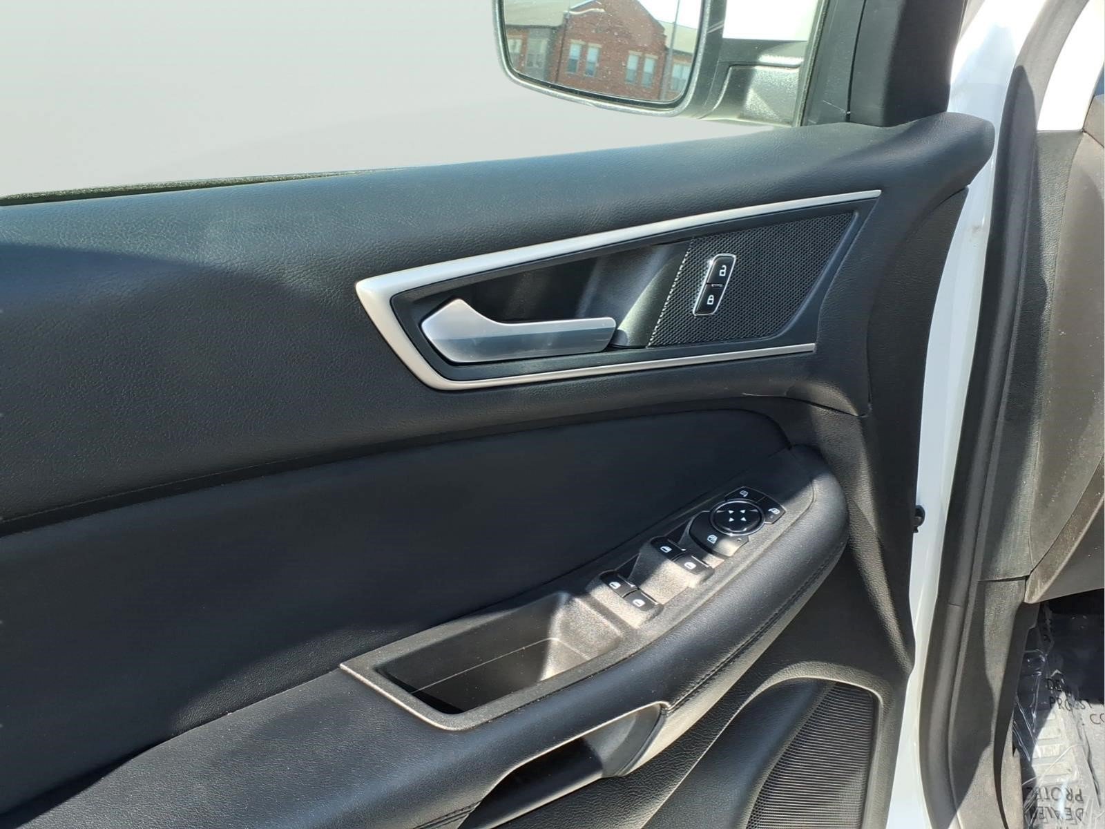 Certified 2023 Ford Edge SEL w/ Convenience Package AWD/4WD image 9