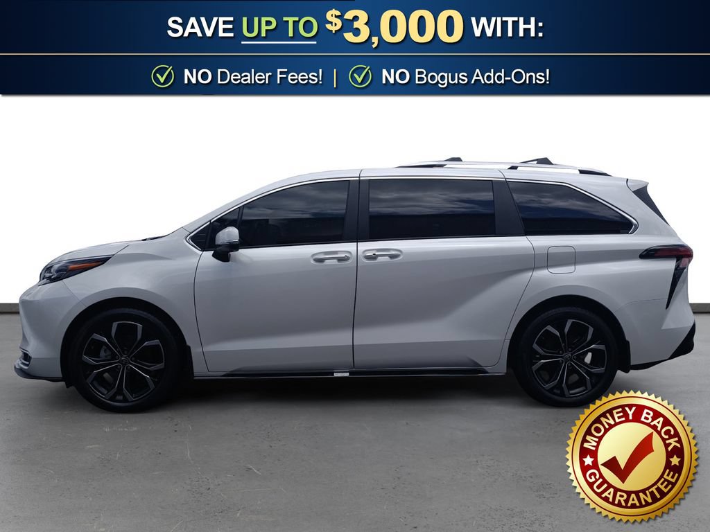 Used 2025 Toyota Sienna Platinum FWD image 2