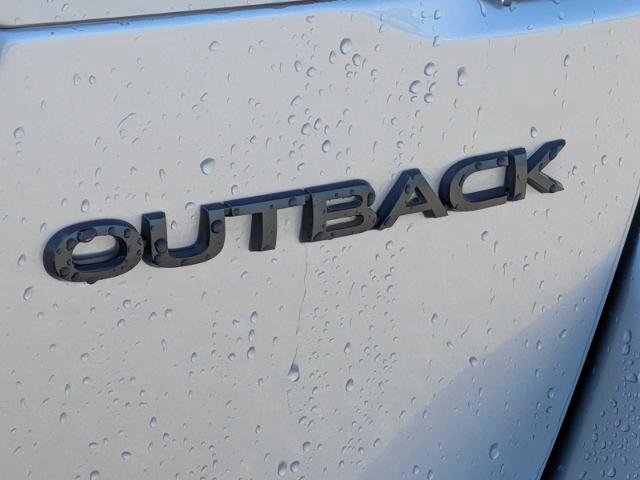 Used 2023 Subaru Outback Onyx Edition AWD/4WD image 13
