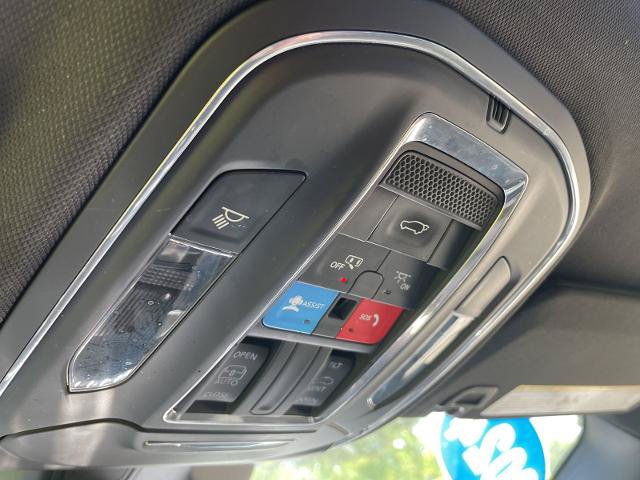 Used 2024 Jeep Grand Cherokee L Altitude AWD/4WD image 23