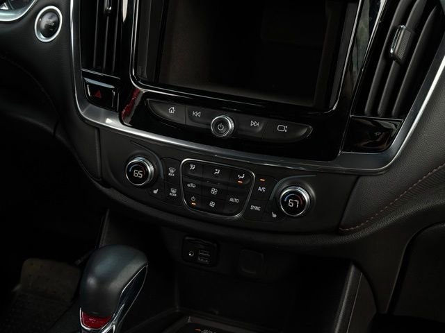Used 2023 Chevrolet Traverse RS w/ LPO, Floor Liner Package AWD/4WD image 30