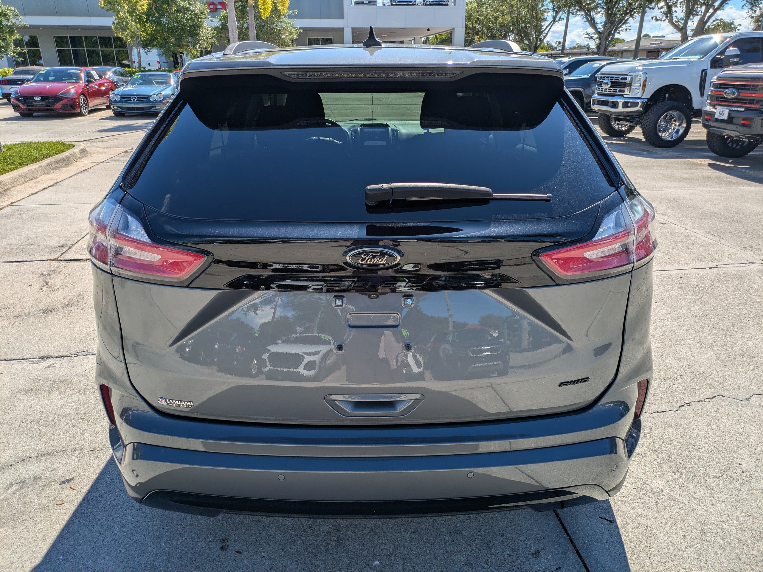 Certified 2024 Ford Edge SE w/ Black Appearance Package AWD/4WD image 5