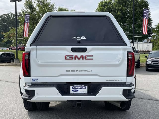 Used 2025 GMC Sierra 3500 Denali w/ Denali Reserve Package AWD/4WD image 4