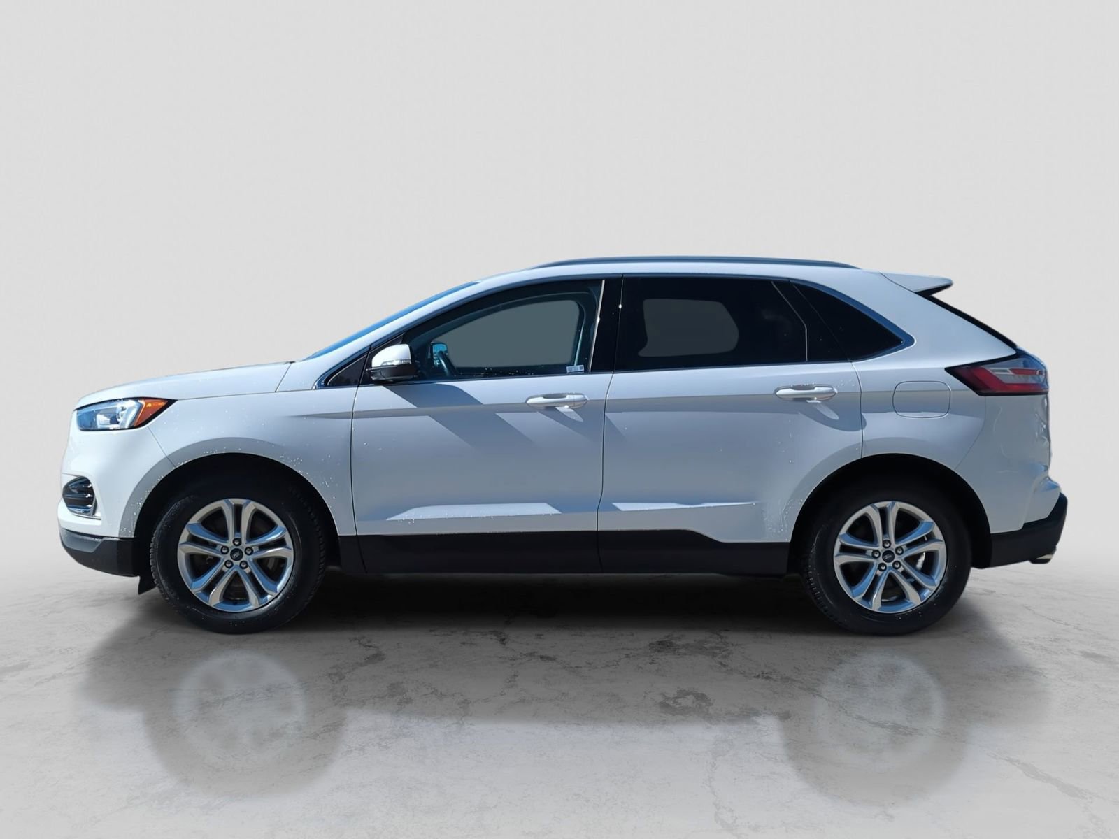 Certified 2019 Ford Edge SEL w/ Equipment Group 201A image 3