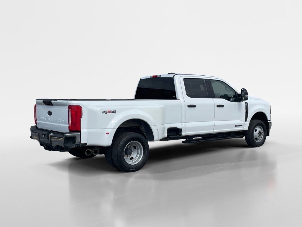 Certified 2024 Ford F350 XLT image 4