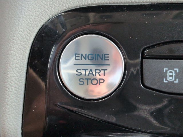 Certified 2023 Ford Escape Platinum AWD/4WD image 29