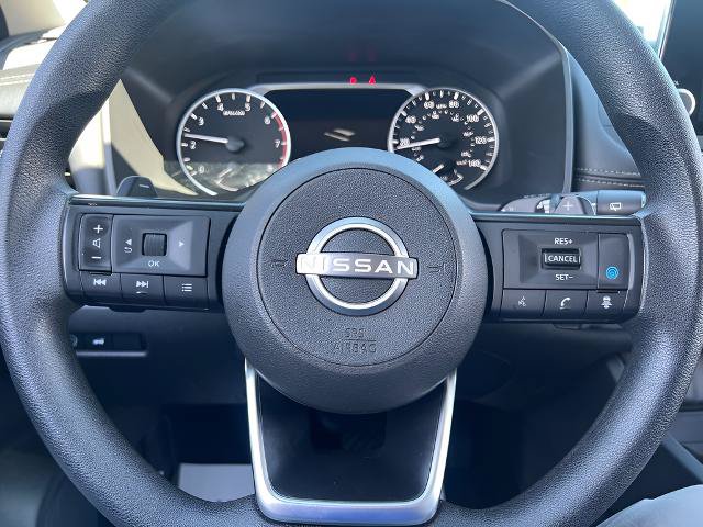 Used 2024 Nissan Rogue SV AWD/4WD image 14