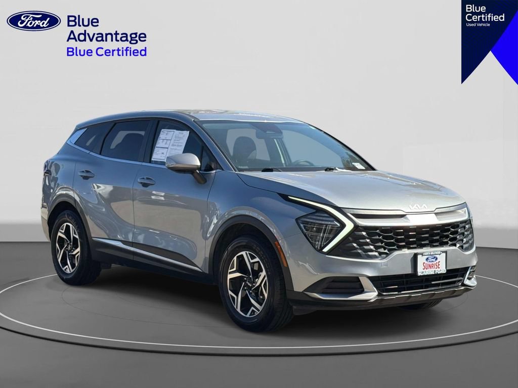 Used 2024 Kia Sportage LX FWD image 4