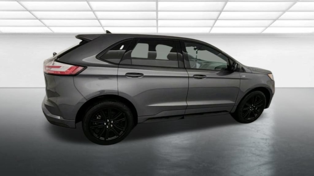 Certified 2024 Ford Edge ST-Line AWD/4WD image 9